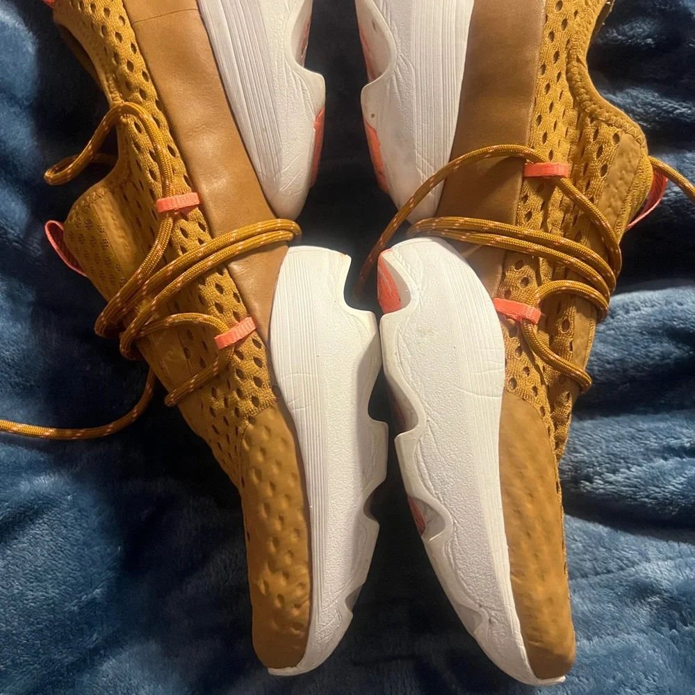 Stylish Orange WOMen's Sneakers - Picture 2 of 5